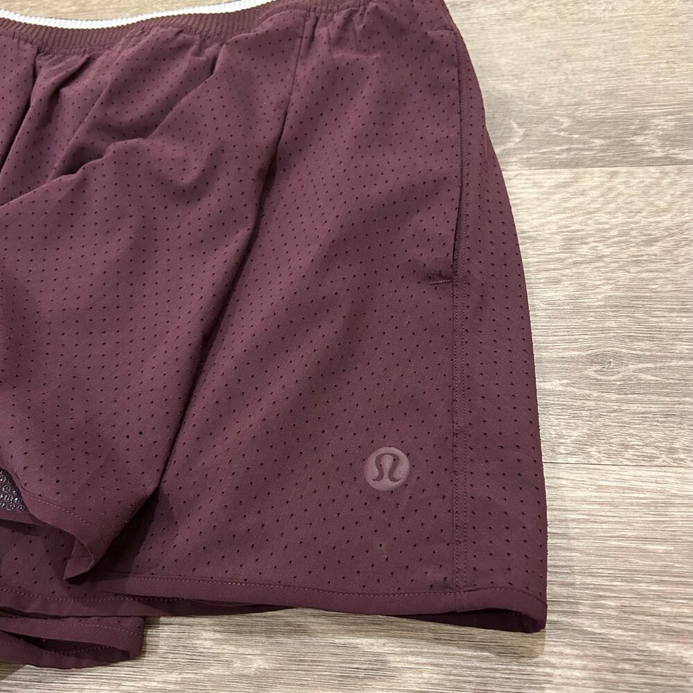 Lululemon Perforated Tennis Skirt Goodnight Plum Light Ivory Size 6 - Picture 15 of 16
